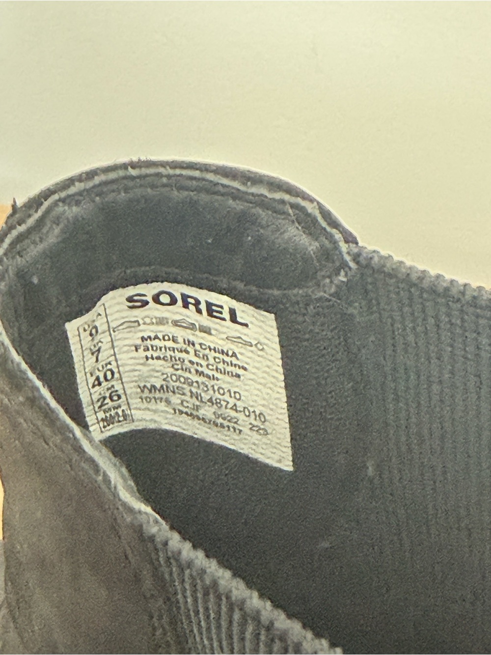 Sorel Women's Hi Line Chelsea Boot in Black - Picture 6 of 11